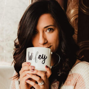 Meet your Posher, Daniela